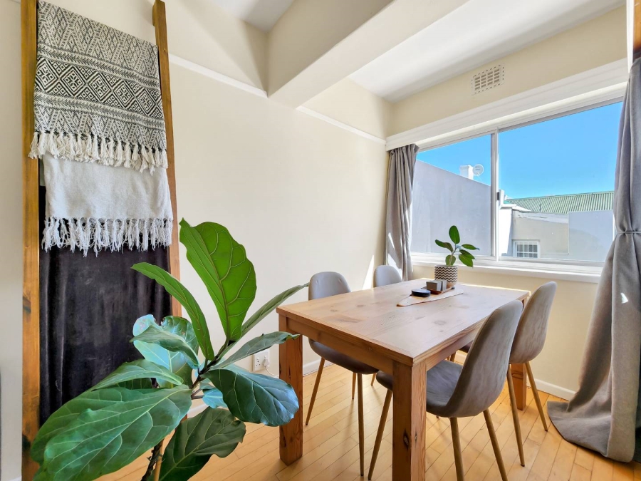 2 Bedroom Property for Sale in Green Point Western Cape